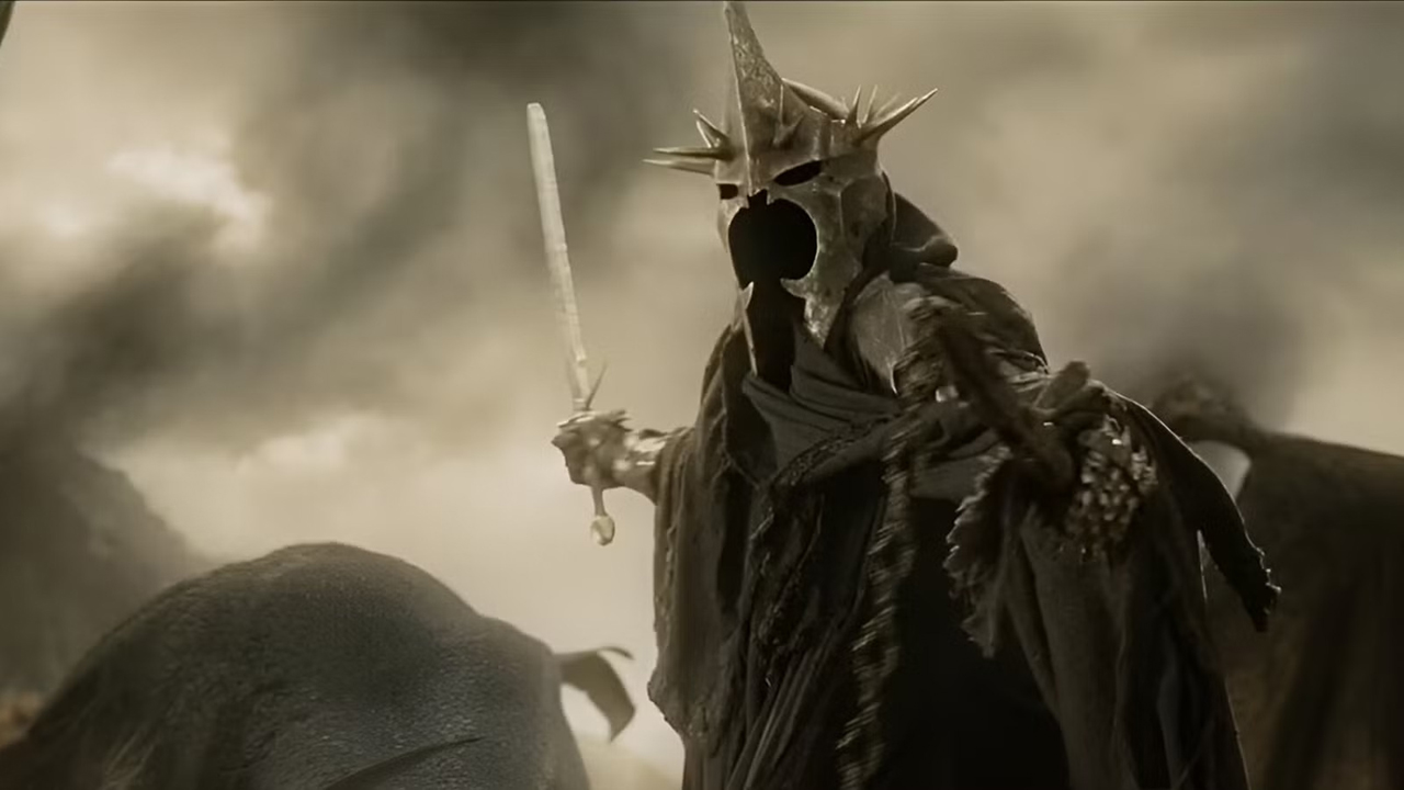 The Witch King of Angmar sitting on his Fellbeast in The Lord of the Rings: Return of the King