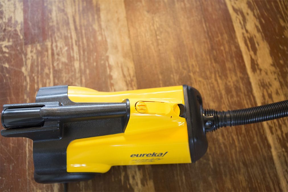 You cannot adjust the suction on the Mighty Mite.