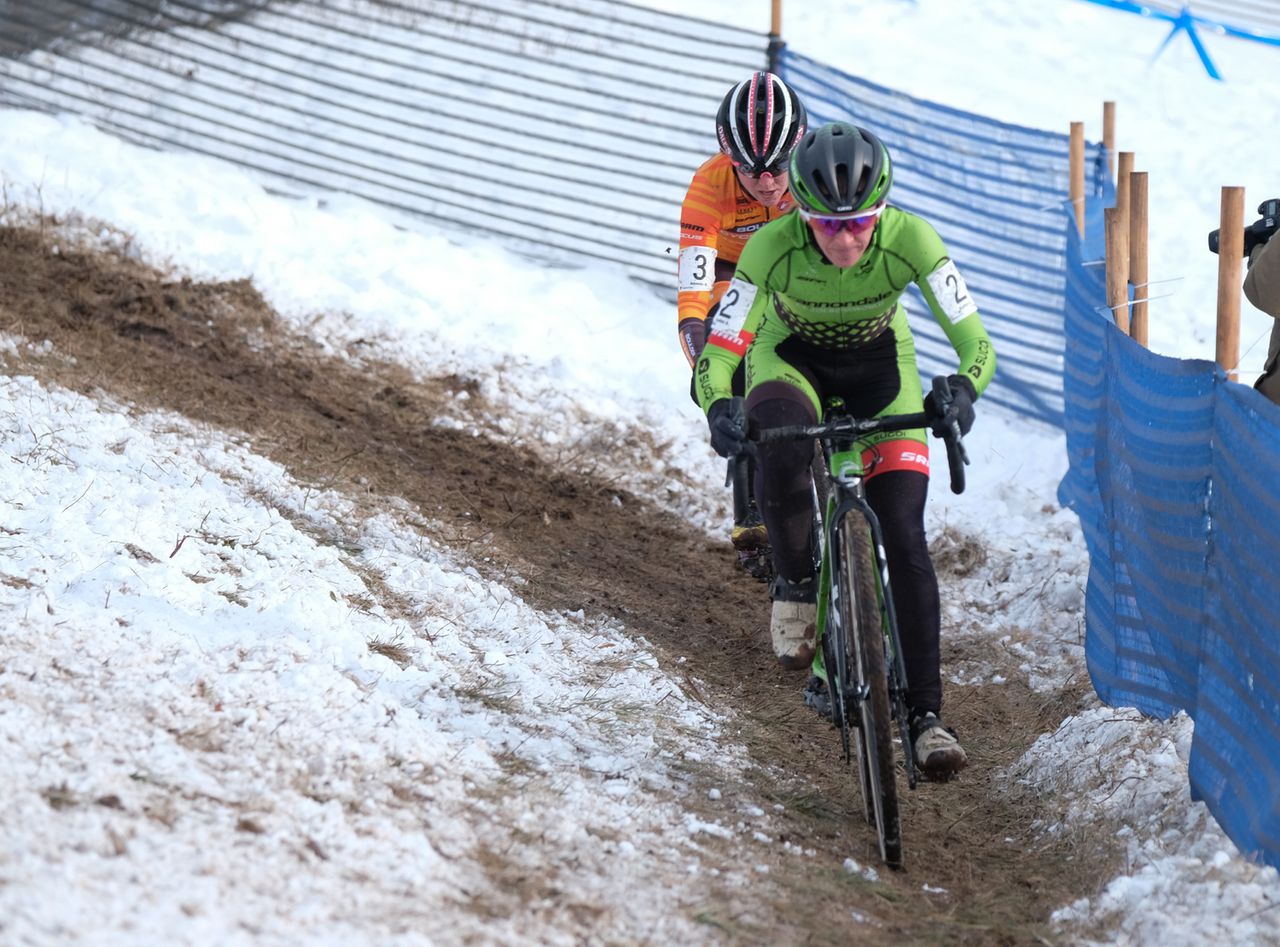 Kaitie Antonneau (Cannondale) leading Miller on the second lap
