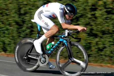 Alex Dowsett (Sky) ended his season with a third-place finish.