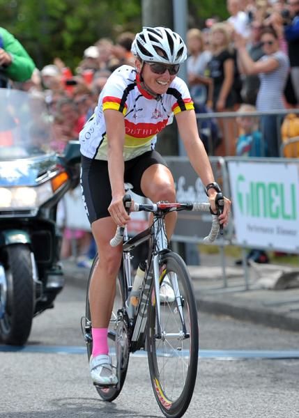 Nicky Samuals (Southland) wins the 2012 Elite Women&rsquo;s Road Cycling Champs