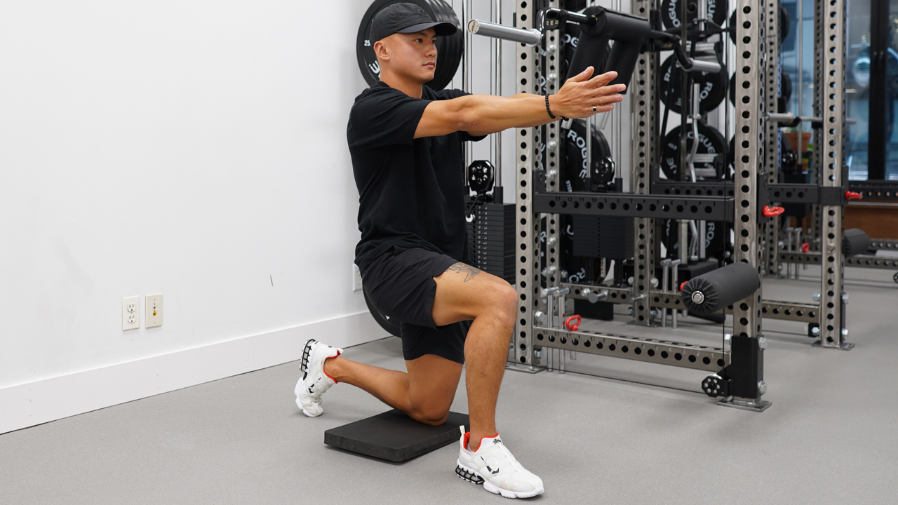 Half-kneeling rotation