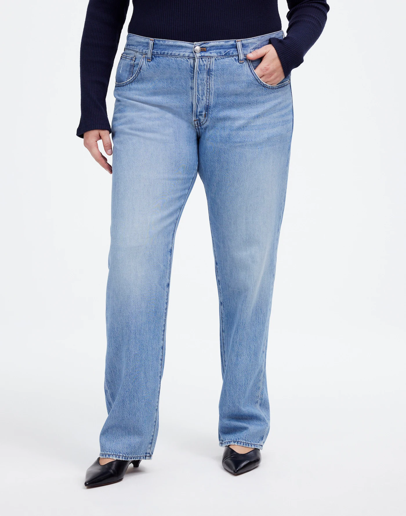 Madewell, The Dean Easy Straight Jean in Northridge Wash: Airy Denim Edition