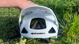 Alpinestars Vector Tech Solid helmet seen from the front