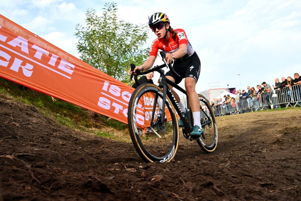 MAASMECHELEN BELGIUM OCTOBER 30 Kata Blanka Vas of Hungary Team Sd Worx competes during the 1st UCI Cyclocross World Cup Maasmechelen Womens Elite CXWorldCup on October 30 2022 in Maasmechelen Belgium Photo by Luc ClaessenGetty Images