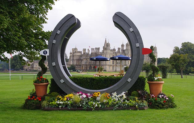 Olympic Horse Shoe