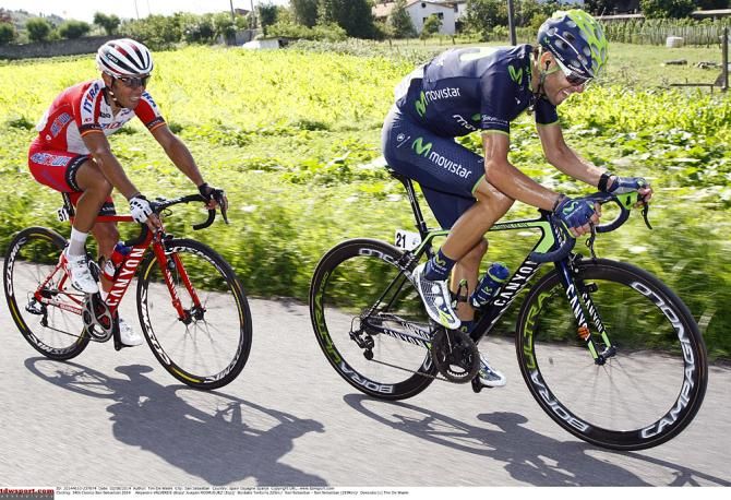 Joaquim Rodriguez (Katusha) and Alejandro Valverde (Movistar) lead on the final climb