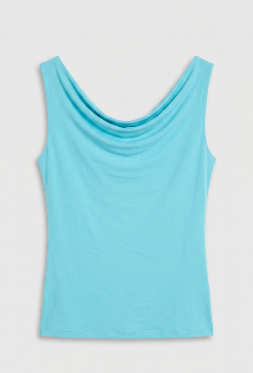 Kylie Top, Aqua