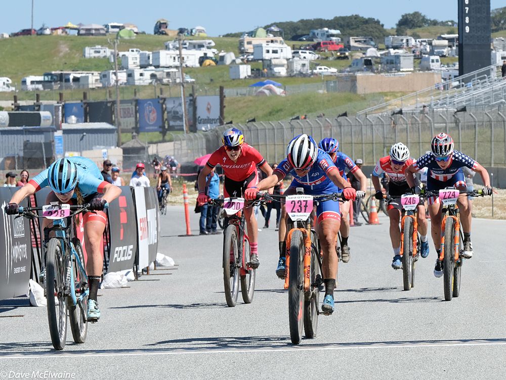Katerina Nash (Clif Pro Team) edged out Evie Richards to take second place.