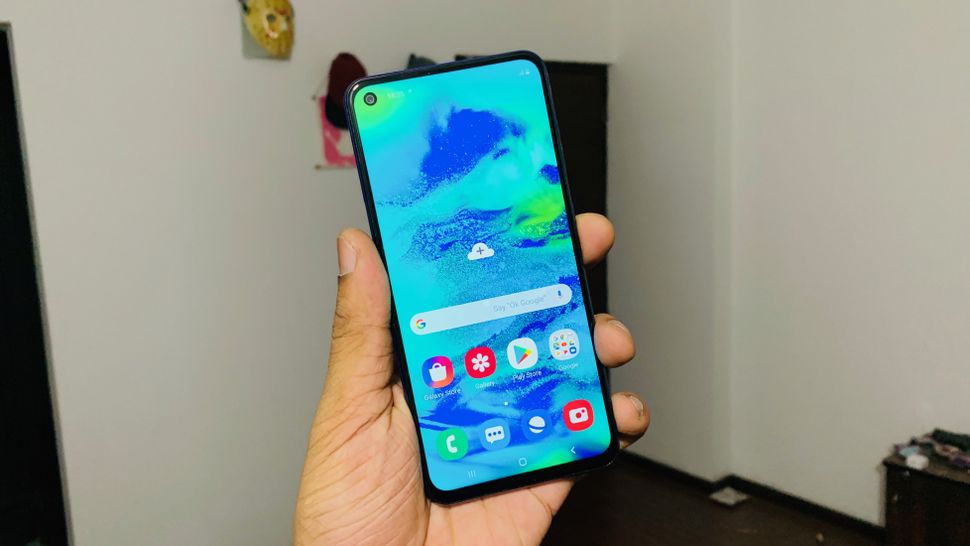 Samsung Galaxy M40 with punch hole display launched for Rs 19,990