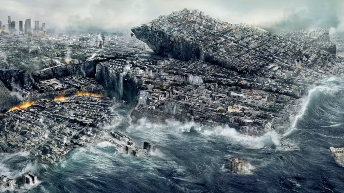 Los Angeles sinks into the sea in the disaster film 2012