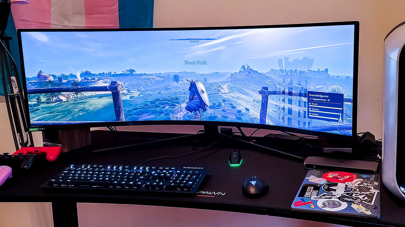 Reviewing the Samsung Odyssey G9: the ultimate gaming monitor - digitec