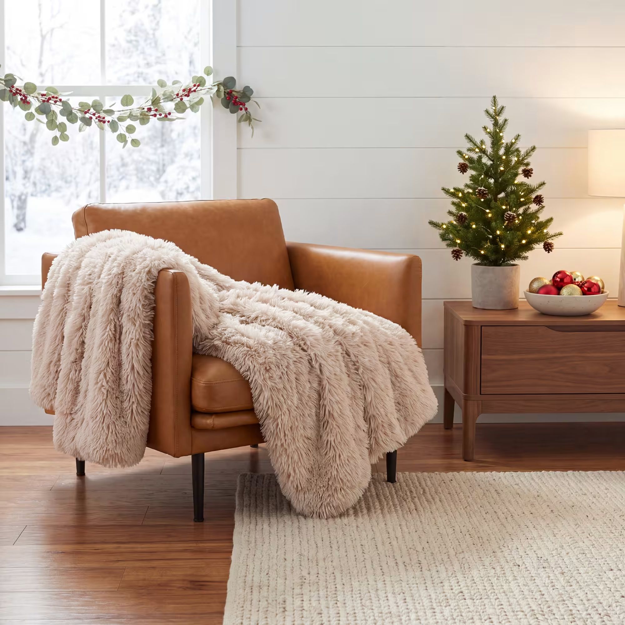 Luxe Faux Fur Shearling throw blanket