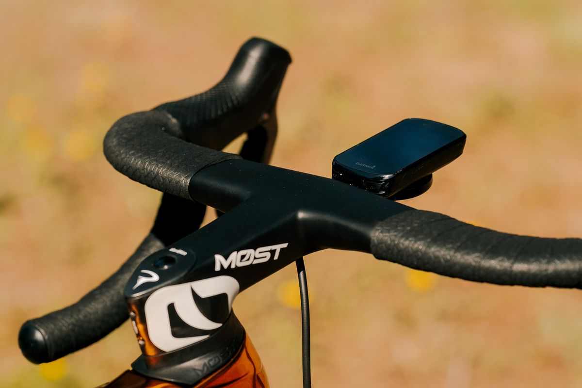 Richard Carapaz's Golden Pinarello Dogma F