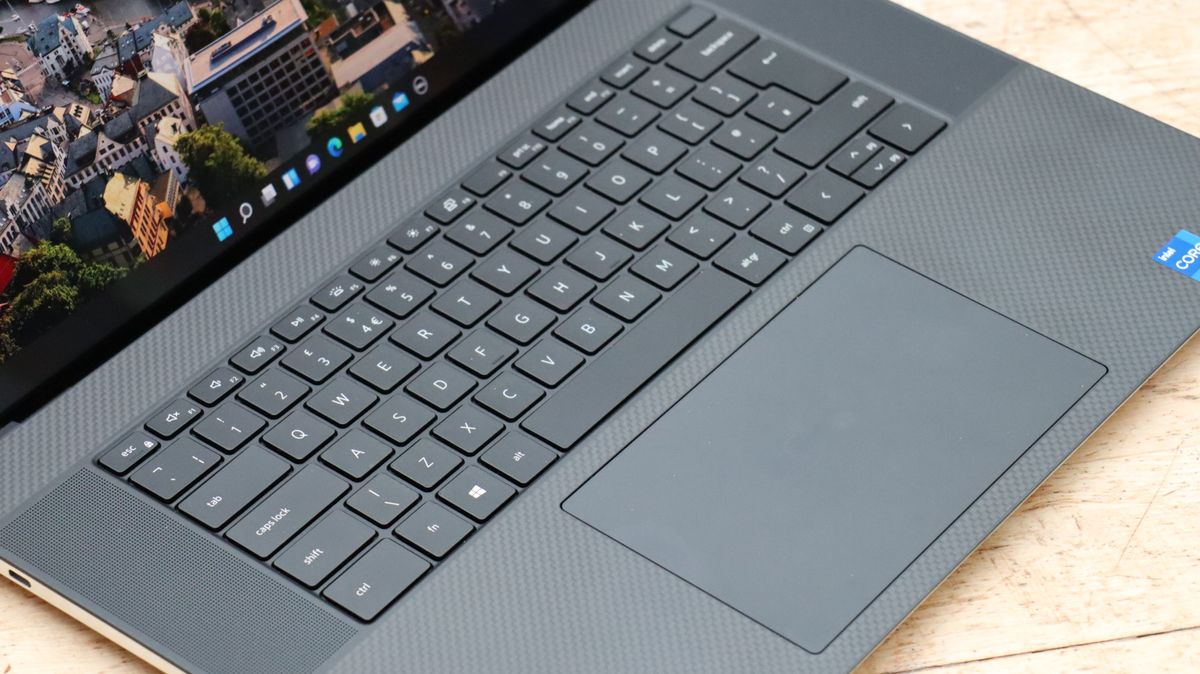 A closeup of the Dell XPS 17&amp;#039;s keyboard 