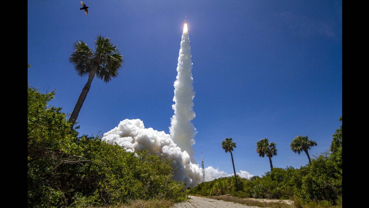 A United Launch Alliance Atlas V rocket carrying the SBIRS GEO Flight 5 missile-warning satellite for the U.S. Space Force lifts off from Space Launch Complex 41 at Cape Canaveral Space Force Station in Florida on May 18, 2021.