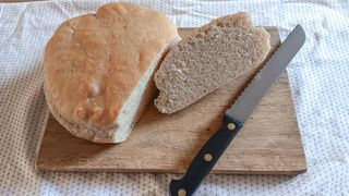 Basic white loaf made using a KtichenAid Artisan stand mixer