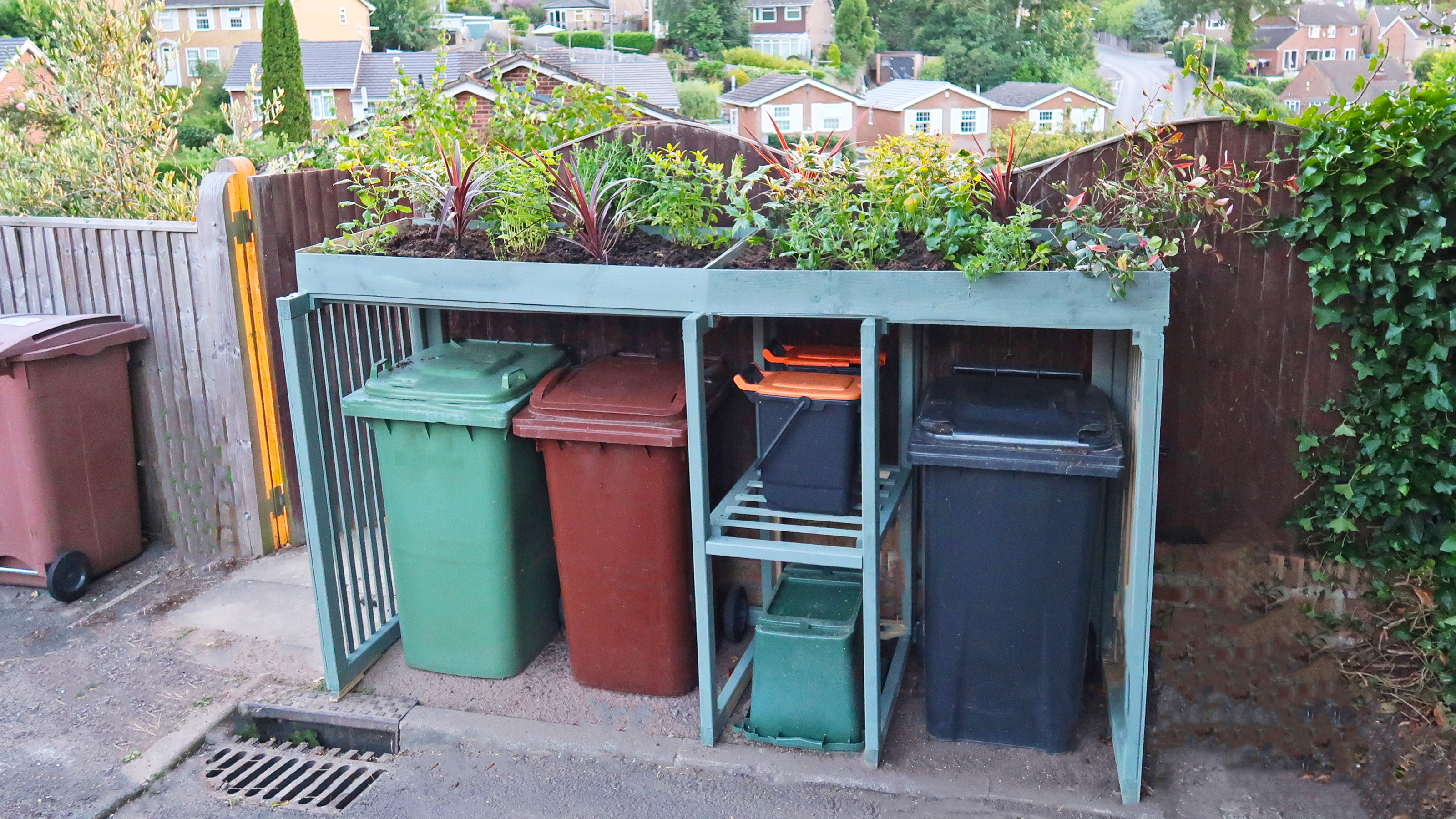 Outdoor Plastic trash bin street large garbage can