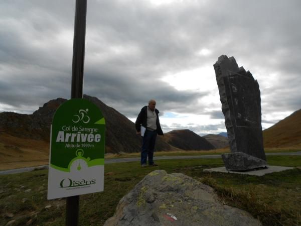 Col de Sarenne is at the altitude of 1999 metres while L'Alpe d'Huez culminates at 1850m
