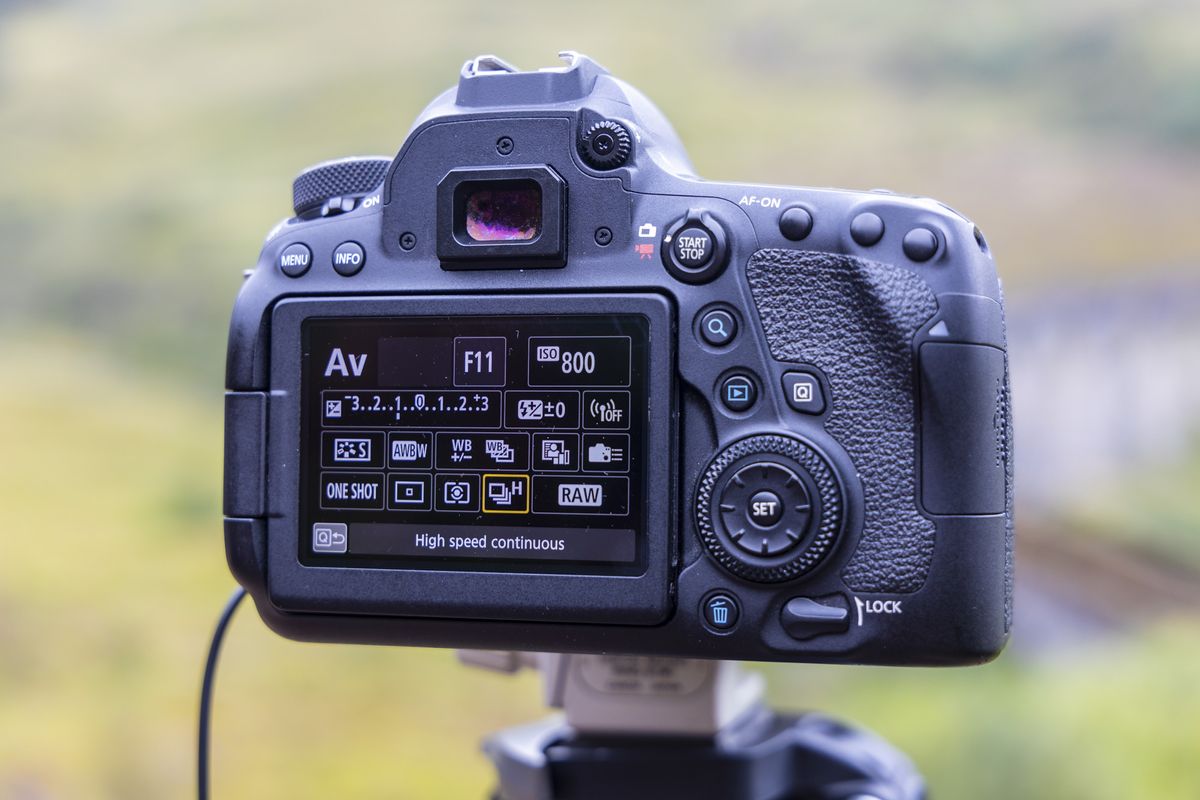 Split Camera Shot How to photograph one-off, split-second shots like the Harry Potter ...