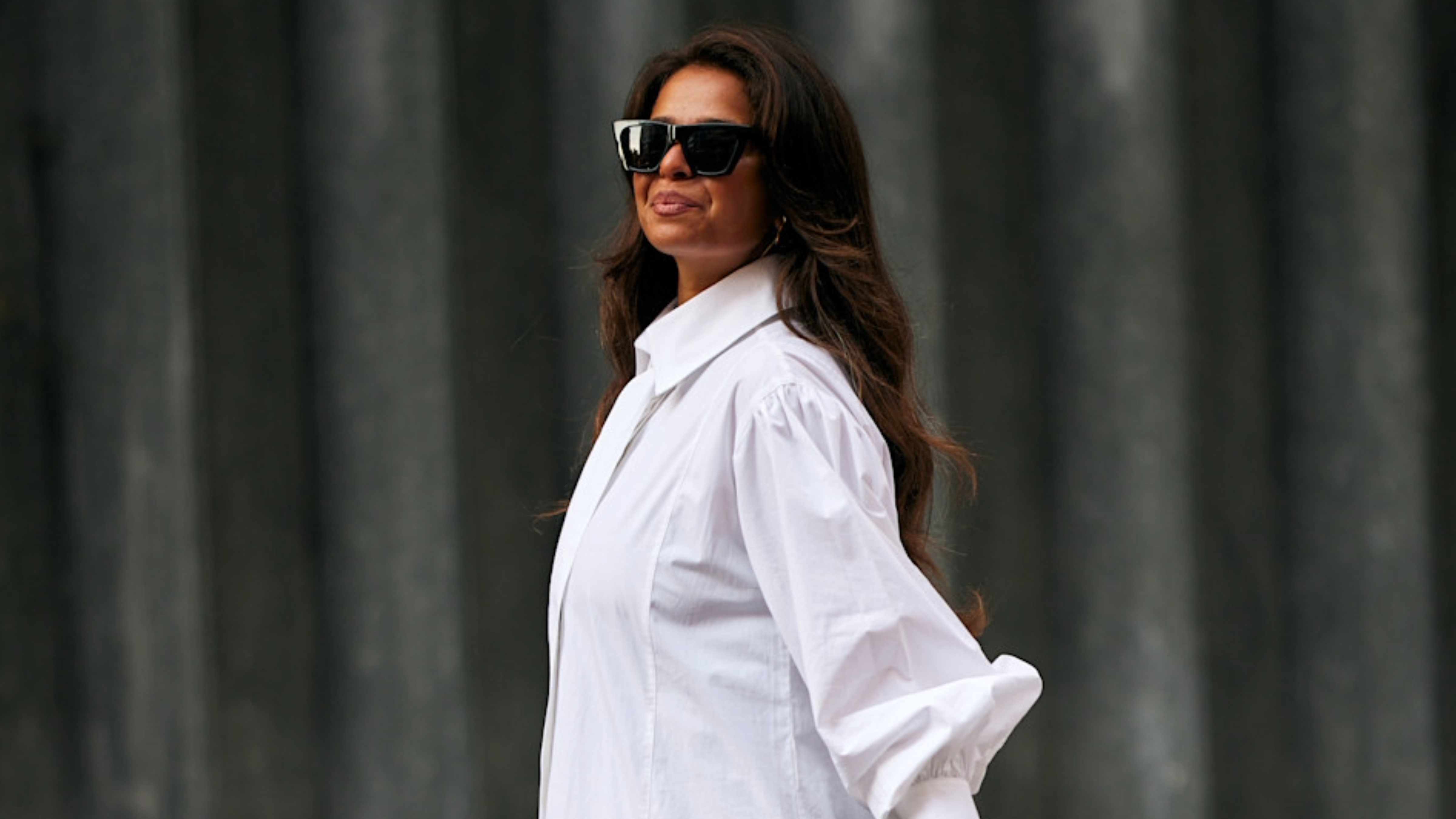 woman wearing a white T-shirt dress 