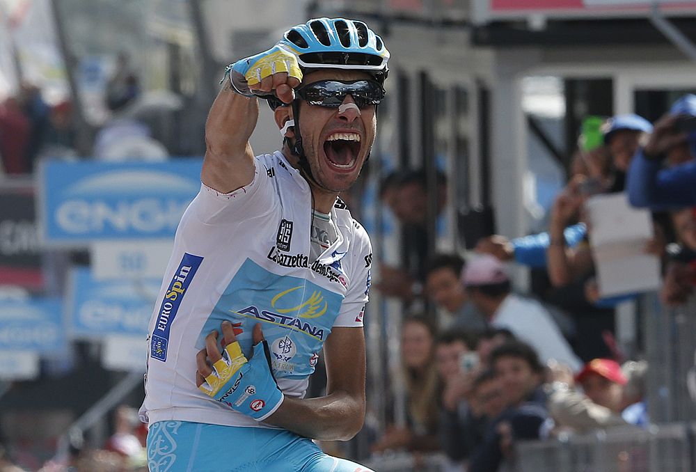 Fabio Aru (Astana) wins stage 19 at the Giro d'Italia