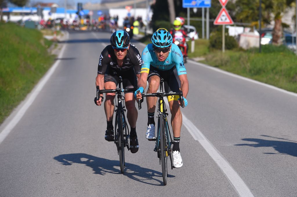 Sky's Vasil Kiryienka and Astana's Lu&iacute;s Leon S&aacute;nchez make their move