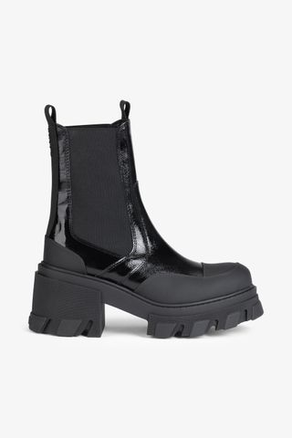 Black Cleated Heeled Mid Chelsea Boots