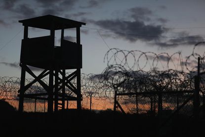 U.S. releases six Guantanamo prisoners to Uruguay