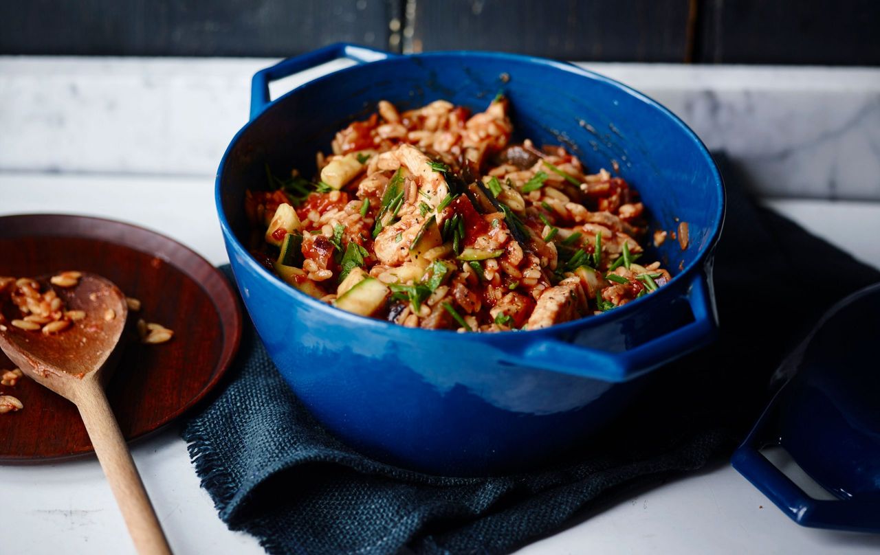 Joe Wicks&#039; chicken and orzo bake