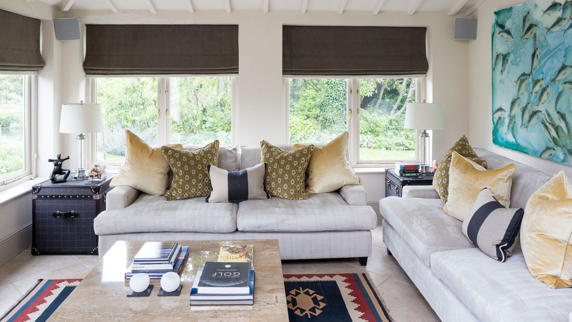 How to clean throw pillows experts offer laundry lessons Homes & Gardens