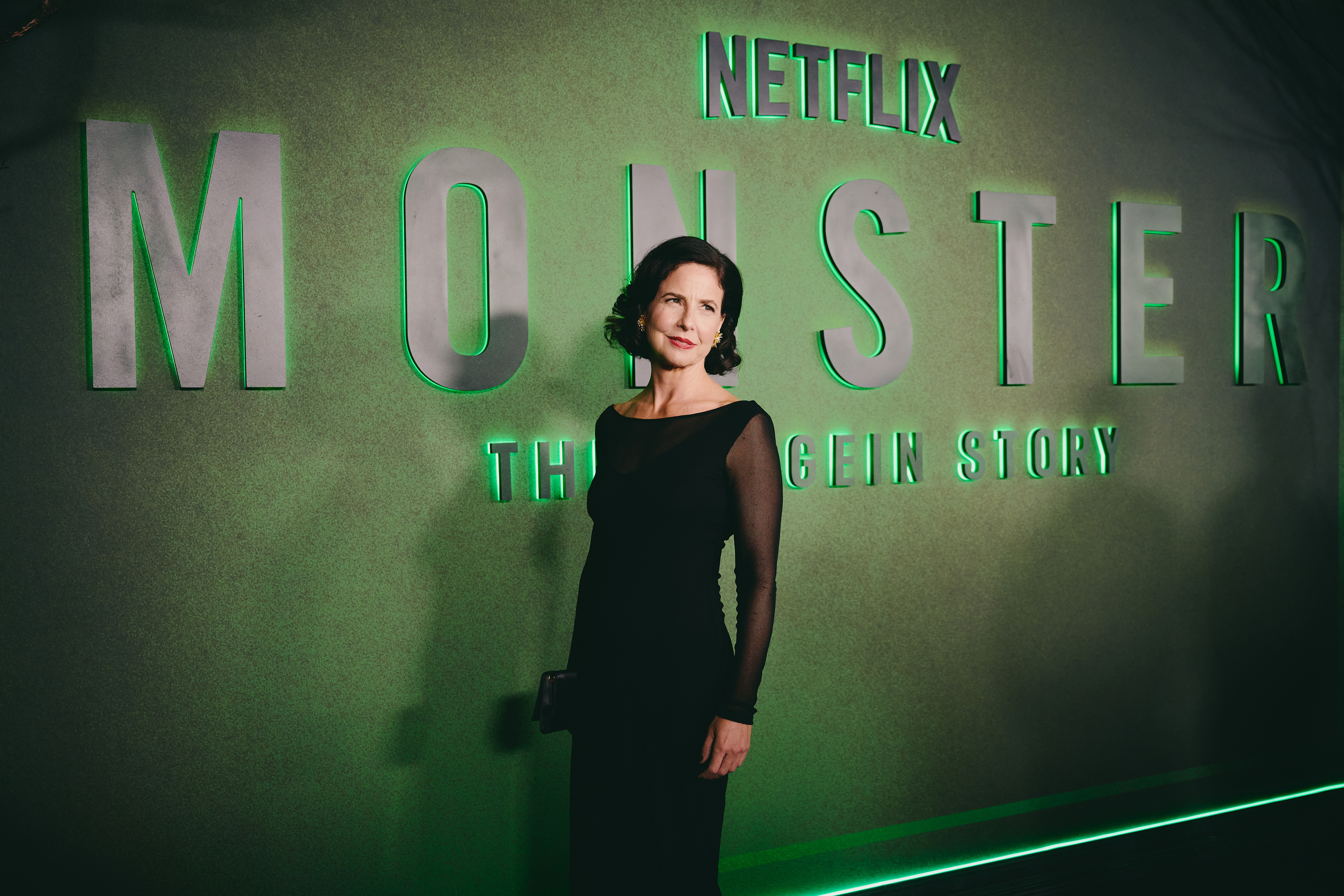 Robin Weigert on the red carpet for monster the ed gein story