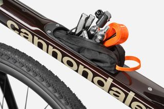 Detail of the Stash Bag on the Cannondale Topstone Carbon Ltd gravel bike