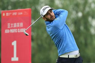 Callum Tarren hits a tee shot during the 2018 PGA Tour China season