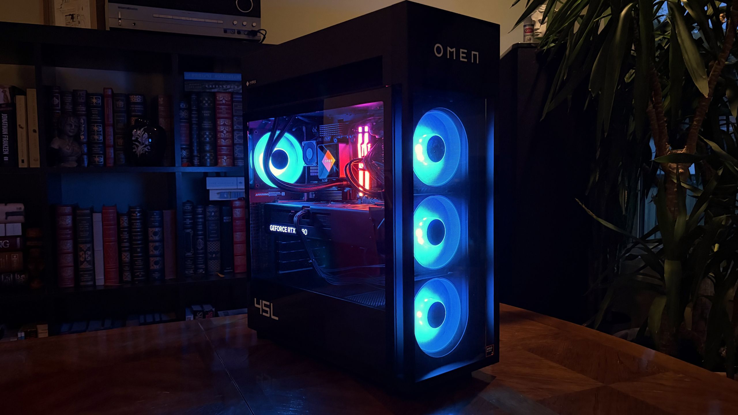 windowscentral.com - Cale Hunt - HP Omen Max 45L review: A unique design doesn't hide poor cable management and a rushed assembly - for nearly $6,000
