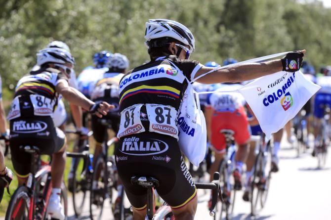 Lunch time for Colombia riders during stage 6