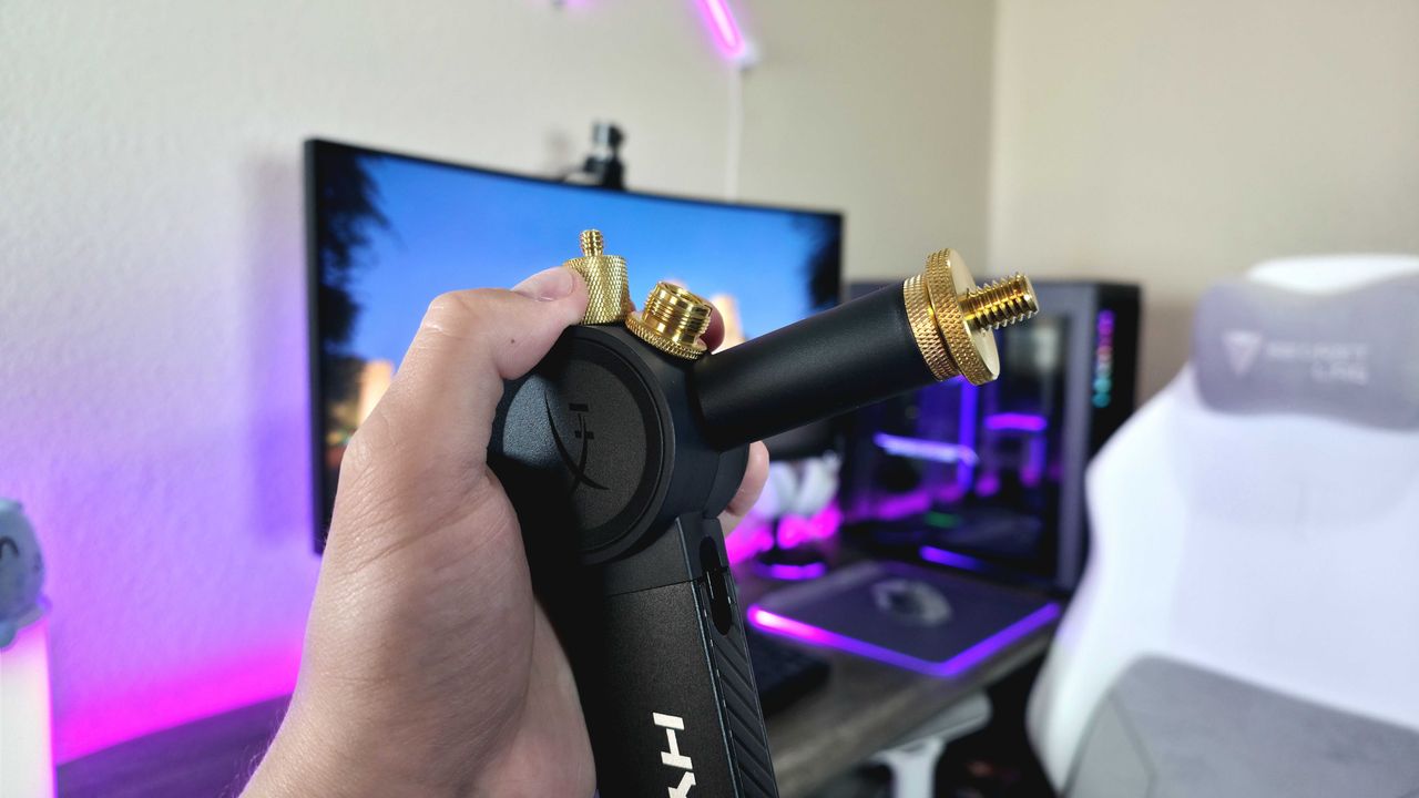 Image of the HyperX Caster microphone and camera boom arm.