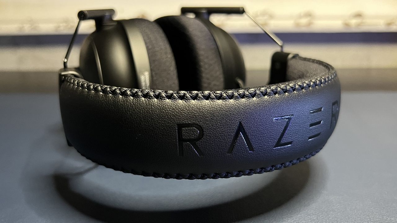 black razer gaming headset headband