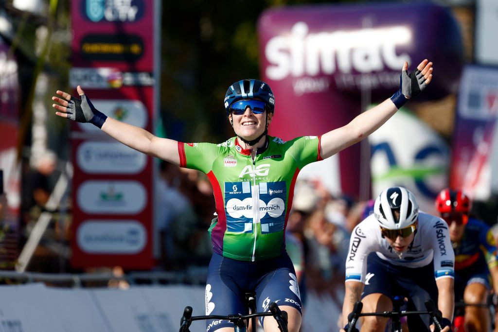 Simac Ladies Tour stage 3 won by Charlotte Kool