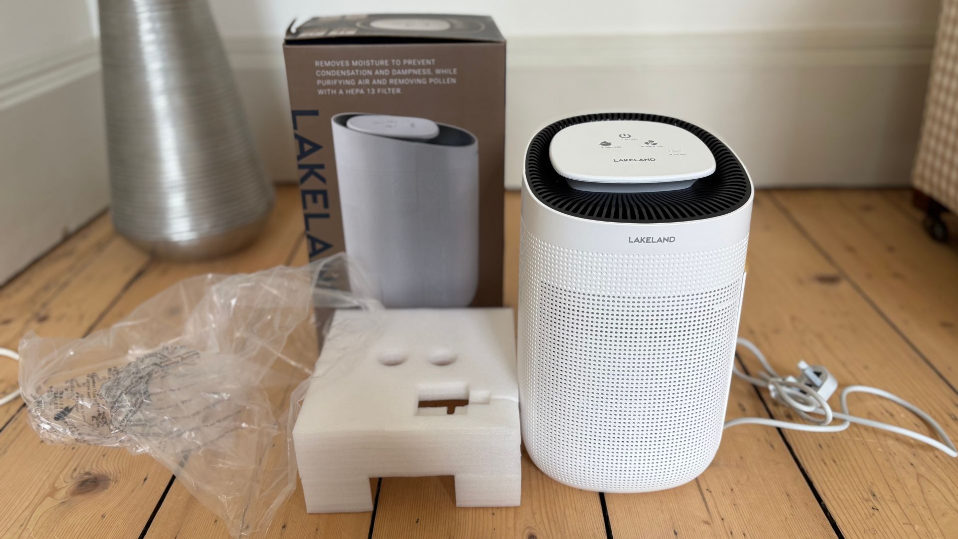 Testing the Lakeland Dehumidifier and Air Purifier