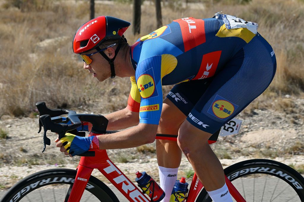 ORIHUELA SPAIN FEBRUARY 02 EDITORS NOTE Alternate crop Jonathan Milan of Italy and Team Lidl Trek competes during the 75th Volta a la Comunitat Valenciana 2024 Stage 3 a 1613km stage from San Vicente del Raspeig to Orihuela on February 02 2024 in Orihuela Spain Photo by Dario BelingheriGetty Images