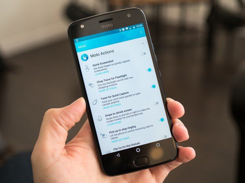 Android One Moto X4