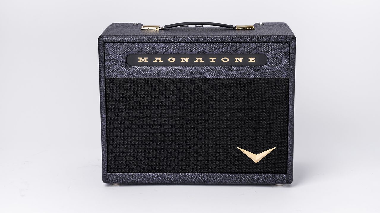 Magnatone Slash the Lil&rsquo; Viper 8-watt combo amp press image