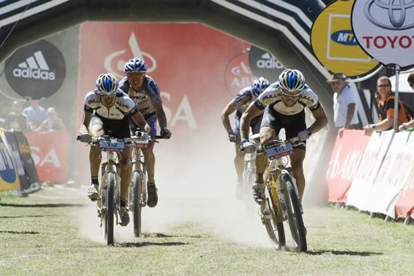 Team Bulls 1 riders Karl Platt &amp; Stefan Sahm finish the race.