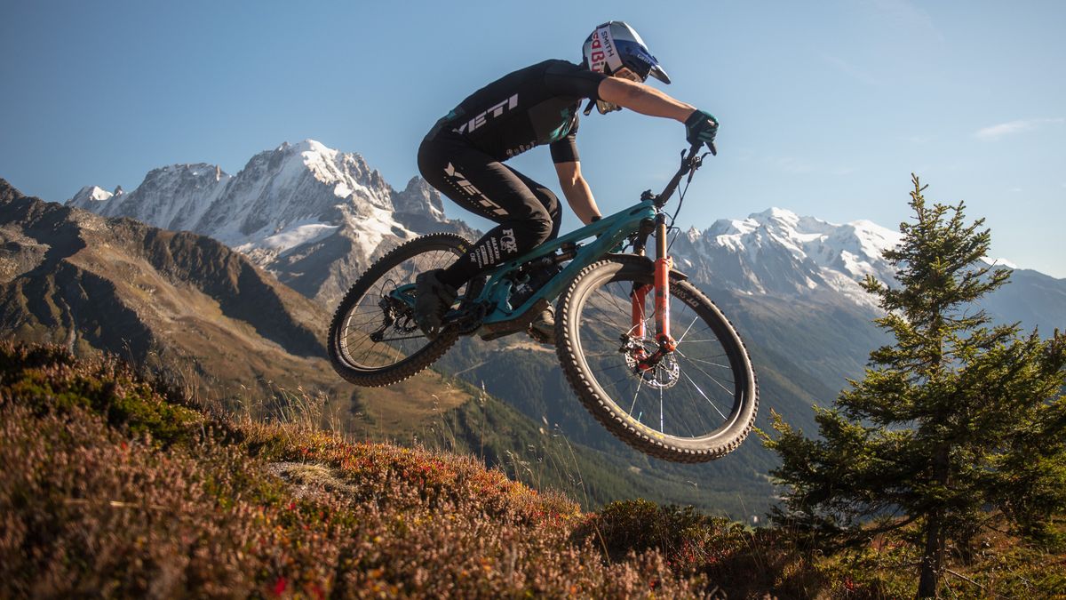 Yeti launch the SB160, the first new model in a wave of next gen bikes
