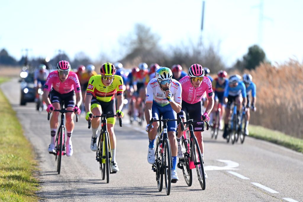 The breakaway is caught in preparation for the bunch sprint
