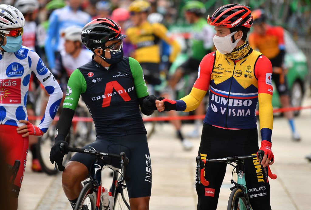 Vuelta a Espa&ntilde;a leadership rivals Richard Carapaz and Primoz Roglic