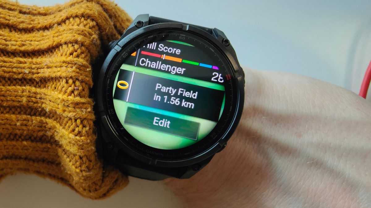 Walk With Frodo widget on Garmin Fenix 8 Pro