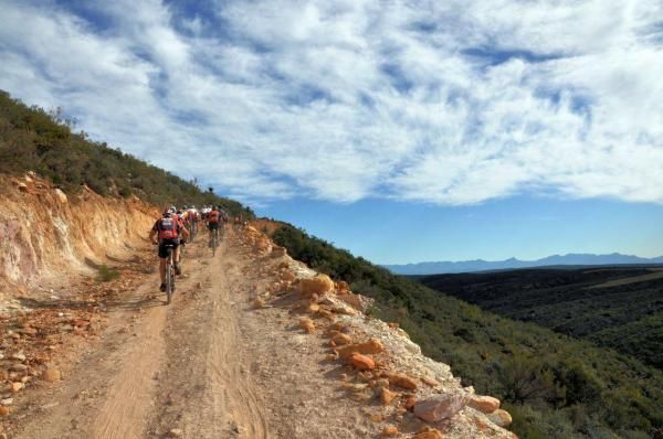The Attakwas climb.