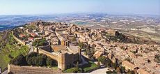 000008b96-BQ_May_14_Montalcino_town_2.jpg